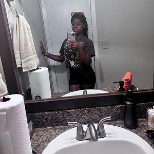 Meet your Posher, Janiya
